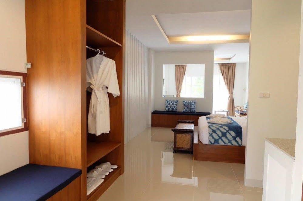 Baan Iyara Hotel Nan Exterior foto